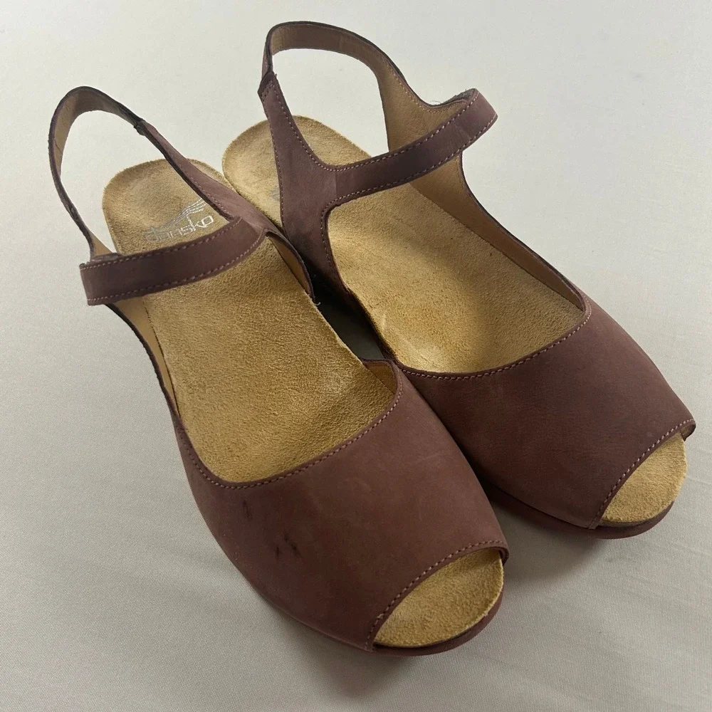 Dansko Marcy Sandals Womens 38 / 7.5-8 Rose Nubuck Leather Peep Toe Cork Heel